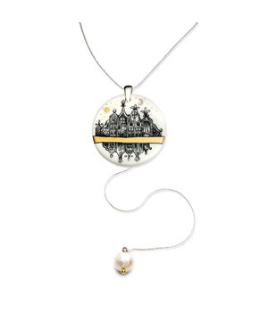  Round Porcelain Pendant Necklace with Charm –City of my Dreams, fig. 1 
