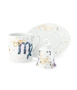  Porcelain set customised with name, fig. 1 