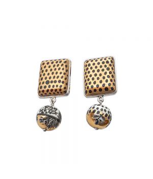  Ractangle Earrings with Spheres and Dots, fig. 1 