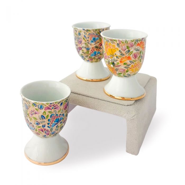 Egg Holders, fig. 2 